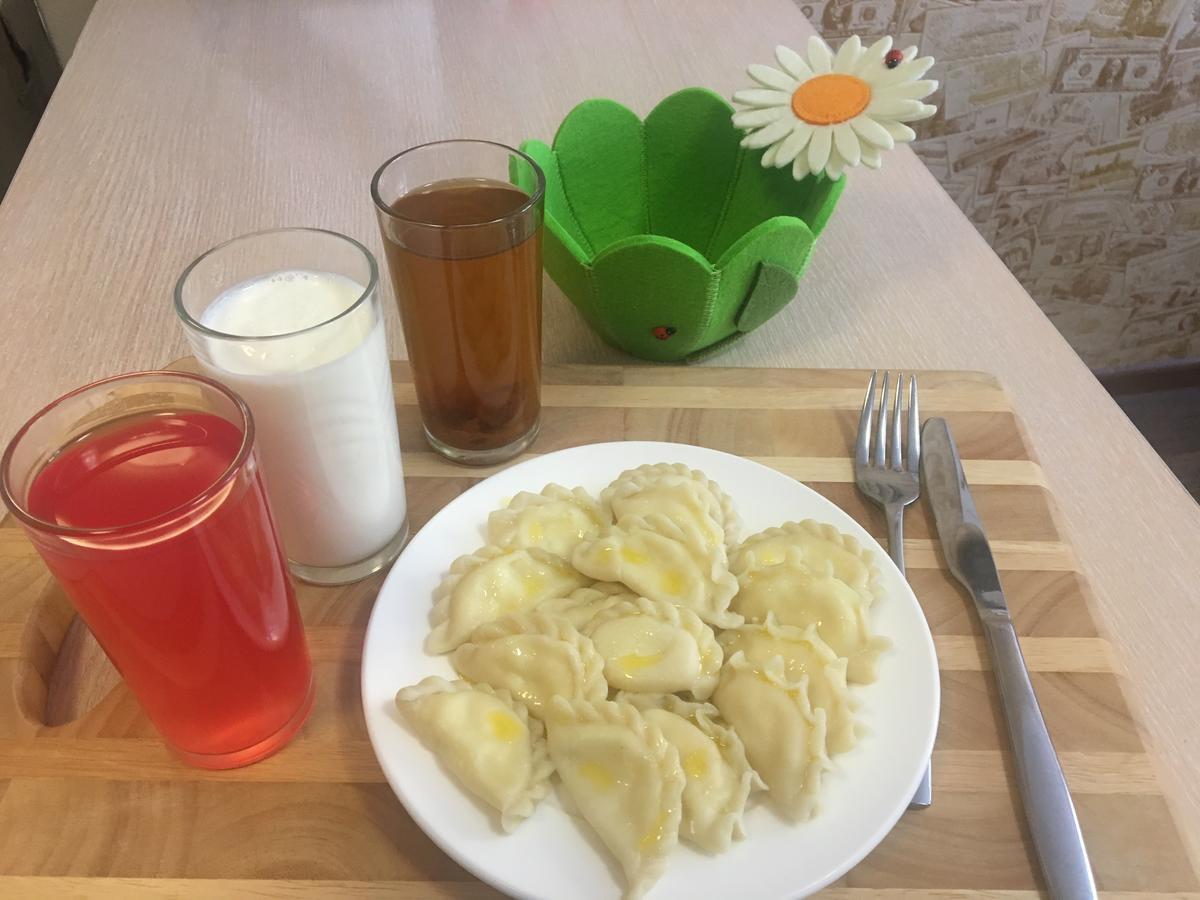 Mereke Hotel Ustʼ-Kamenogorsk Екстериор снимка