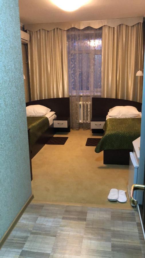 Mereke Hotel Ustʼ-Kamenogorsk Екстериор снимка