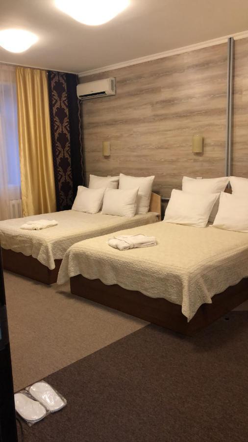Mereke Hotel Ustʼ-Kamenogorsk Екстериор снимка