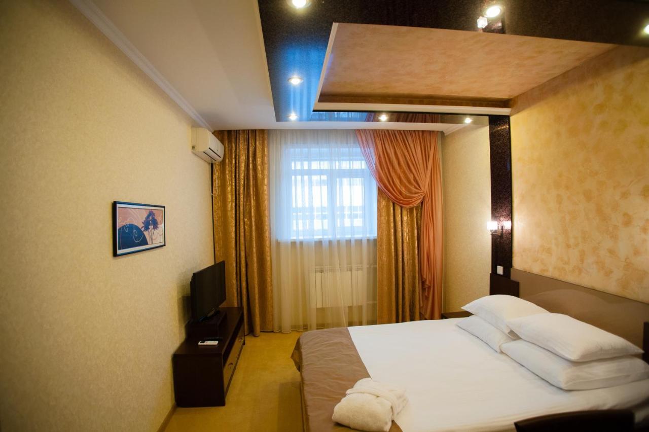 Mereke Hotel Ustʼ-Kamenogorsk Екстериор снимка